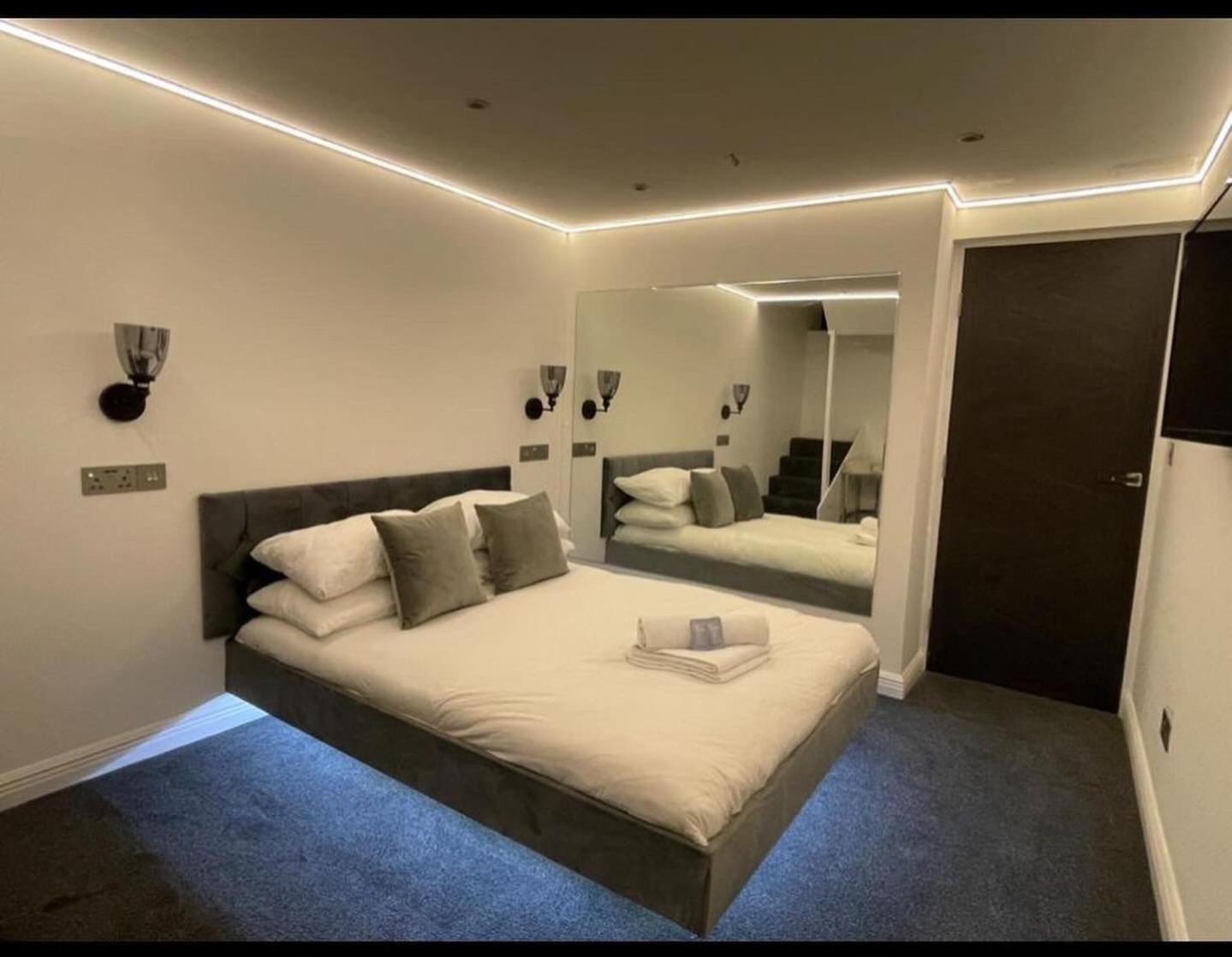 Edinburgh City 2Bedroom & Steam Room! מראה חיצוני תמונה